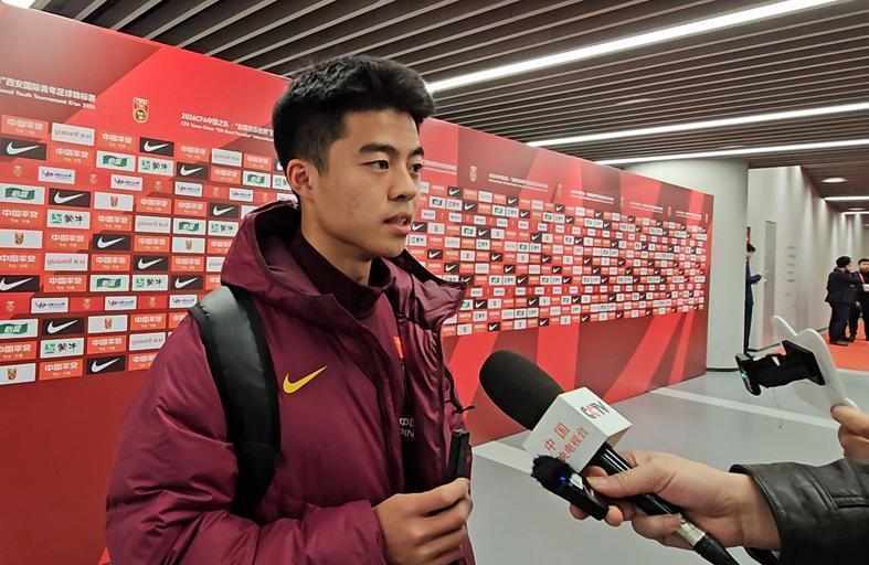  U23门将伤退背后：三大悍将复盘朝鲜节奏，数据揭示战术困局 体育新闻